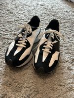 New Balance 327 praktisch neu