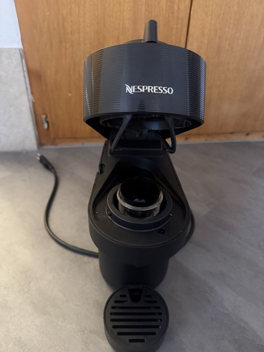 Nespresso Macchine per caffè & Macchine per espresso: Machine à café Nespresso VERTUO – Usato da rechy venduto da Phil95