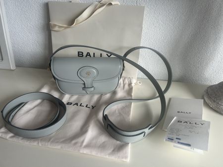 BALLY Beckett Cross Oceania, neuwertig