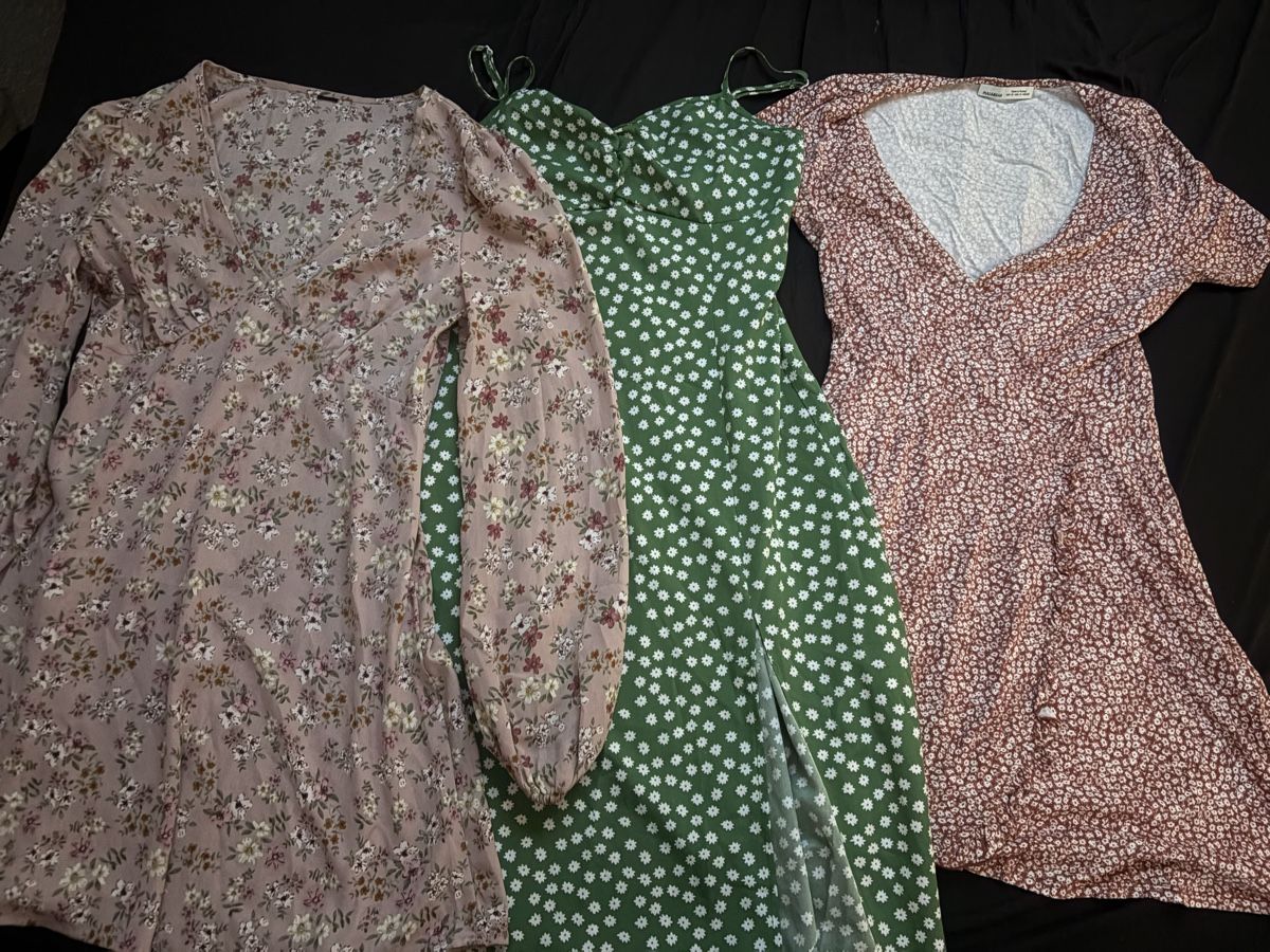 Lots de vêtements: Kleiderpaket – D'occasion à Allenwinden par ard_gy9p