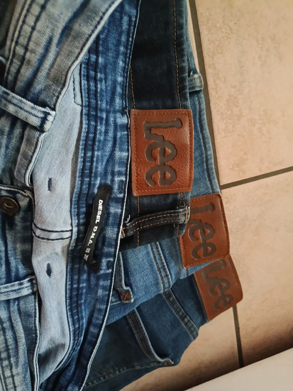 Jeans: VIER MARKEN JEANS – Usato da Unterlunkhofen venduto da kha_wr95 1