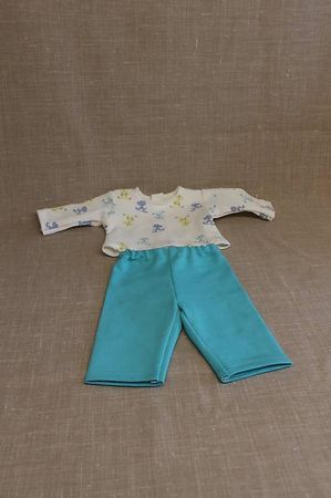 Puppenpyjama Gr. 40-45cm Motiv Dinos im Oberteil