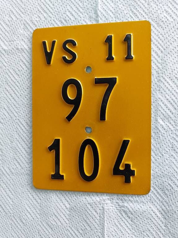 Insegne: Plaques d'immatriculation de vélomoteur  – Usato da Martigny venduto da paquito60 2