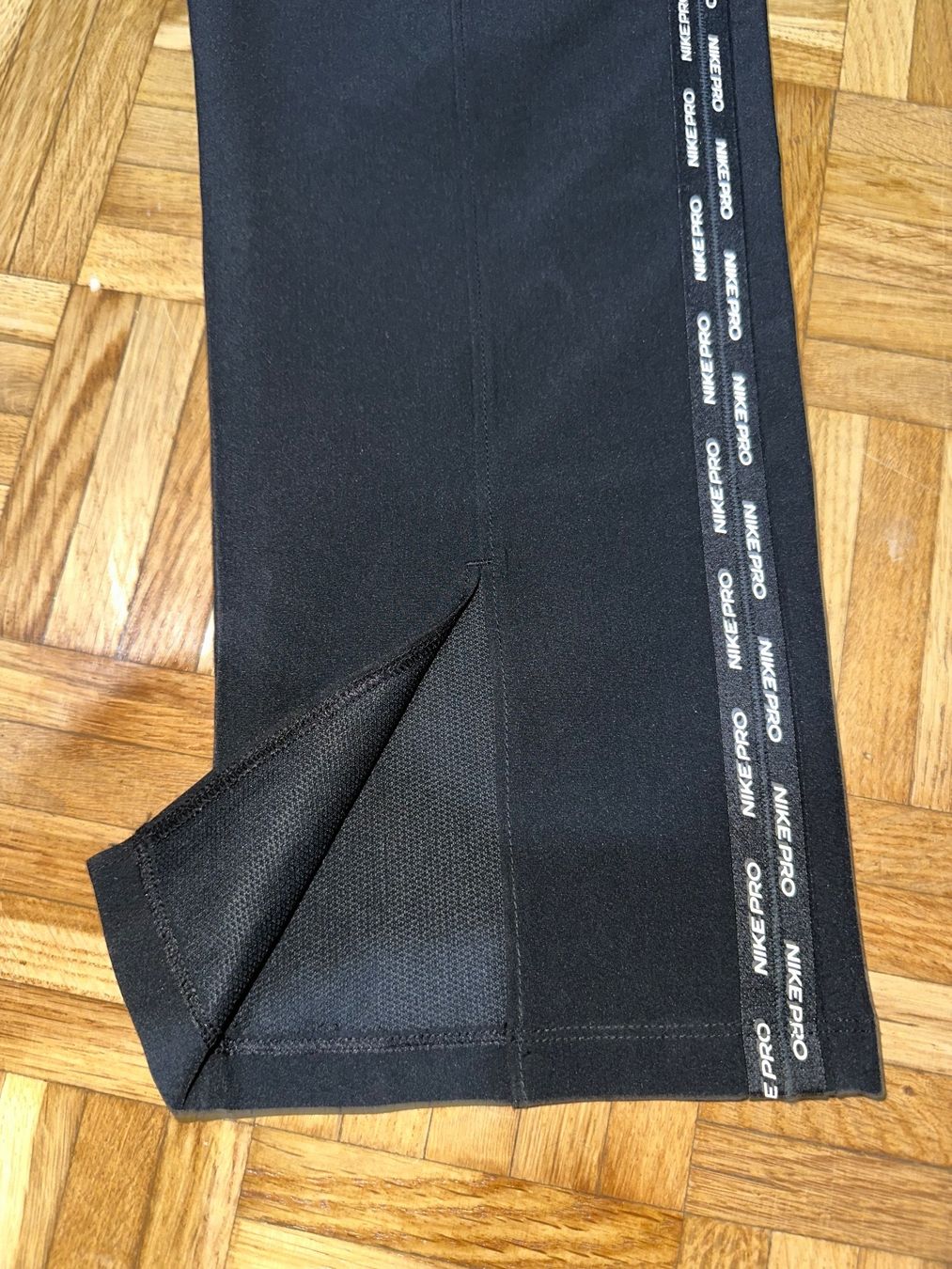 Nike Hosen: Hose NIKE PRO Gr.XS – Neu (gemäss Beschreibung) aus Bern von  3