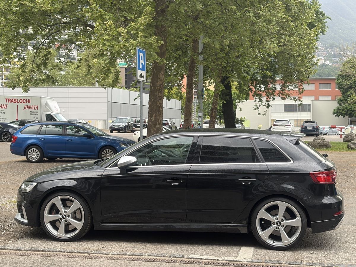 Audi Pneumatici & Ruote complete: Rs3 Felgen + Sommerreifen – Usato da Locarno venduto da joe_t97n