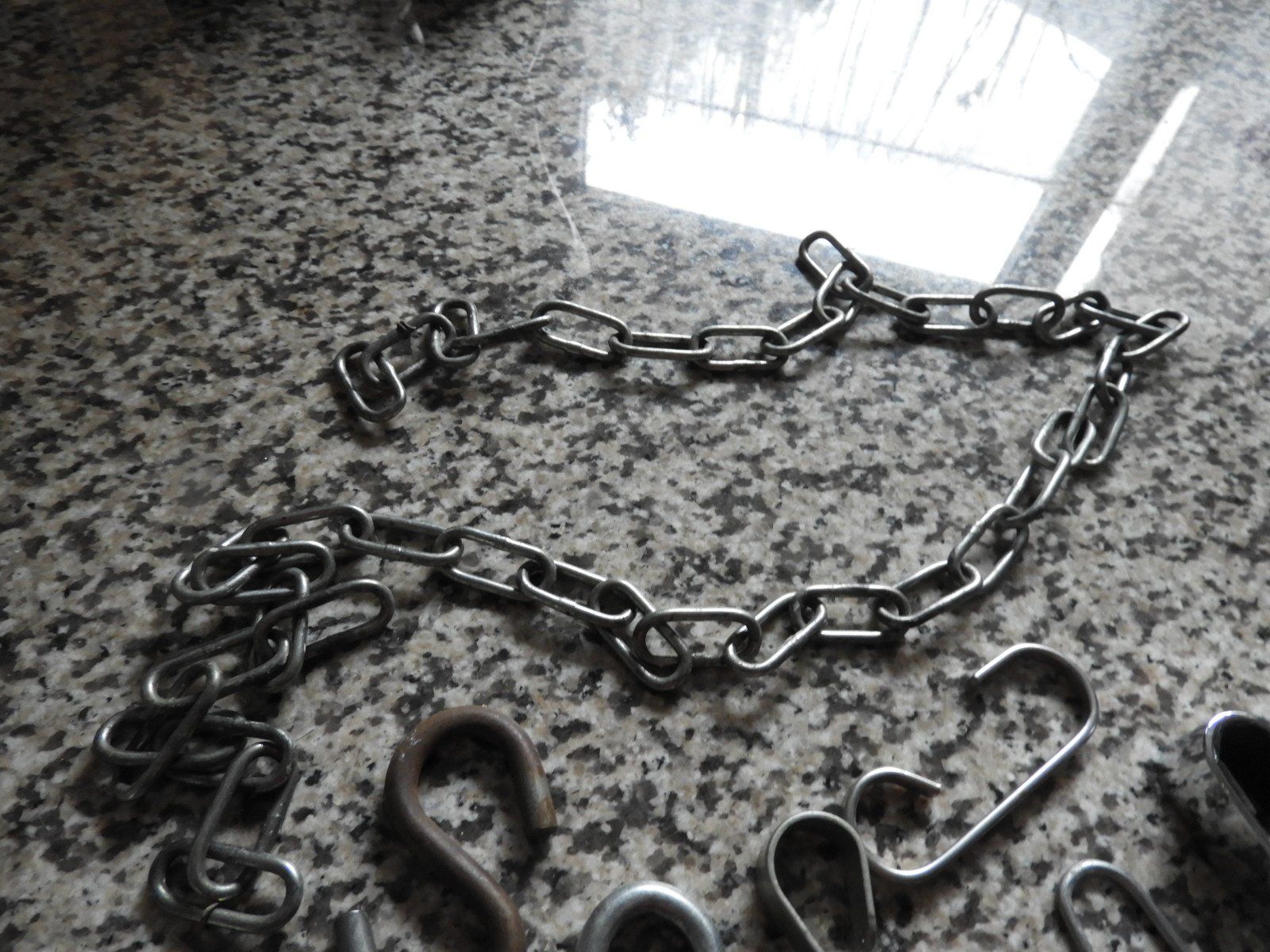 Ferramenta: METALL HACKEN, KETTE USW. – Usato da Ettingen venduto da troll-mutter 2