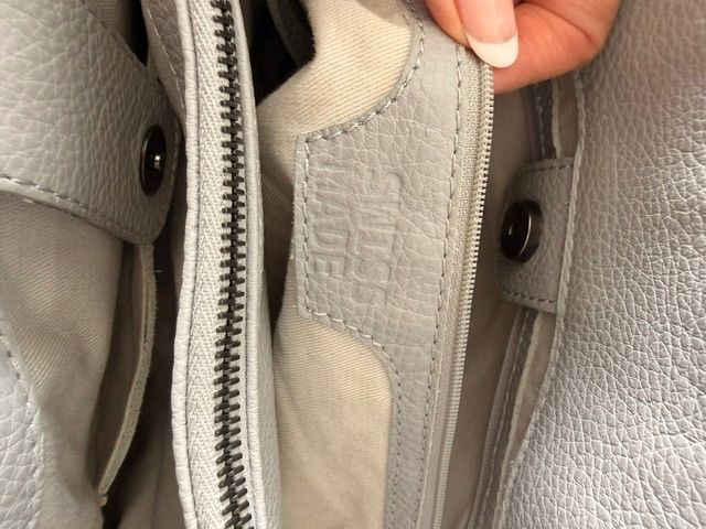 Kleinbasel Borse da donna: Handtasche Kleinbasel, hellgrau, Swiss Made – Usato da Worb venduto da Soben 3