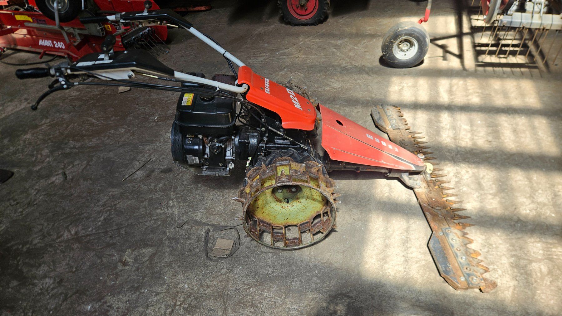 Reform Traktoren: Reform Motormäher M2D – Gebraucht aus Ambri von GarageErta 4