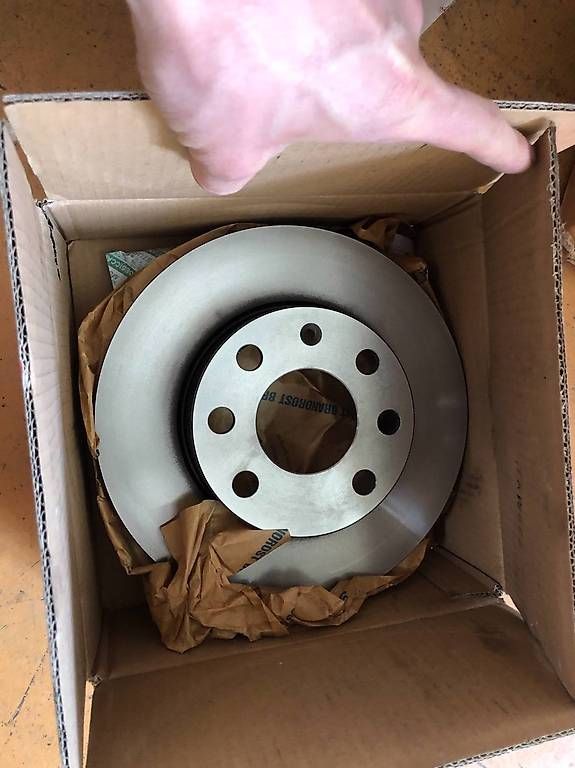 Tutti pezzi di ricambio auto: Brake disc TRW DF1608 – Usato da Fenil-sur-Corsier venduto da HEMIsphere_Garage