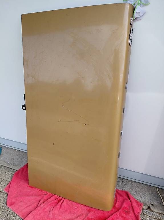 Tutti pezzi di ricambio auto: Motorhaube und Kofferraumdeckel Ford P7b – Usato da Hämikon venduto da commander_x 1