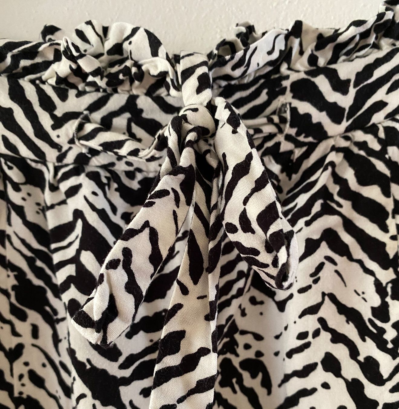 Pantaloni: Zebra Shorts, Sommerlich luftig, Grösse 8! – Usato da Wohlen b. Bern venduto da cookiemonster 2