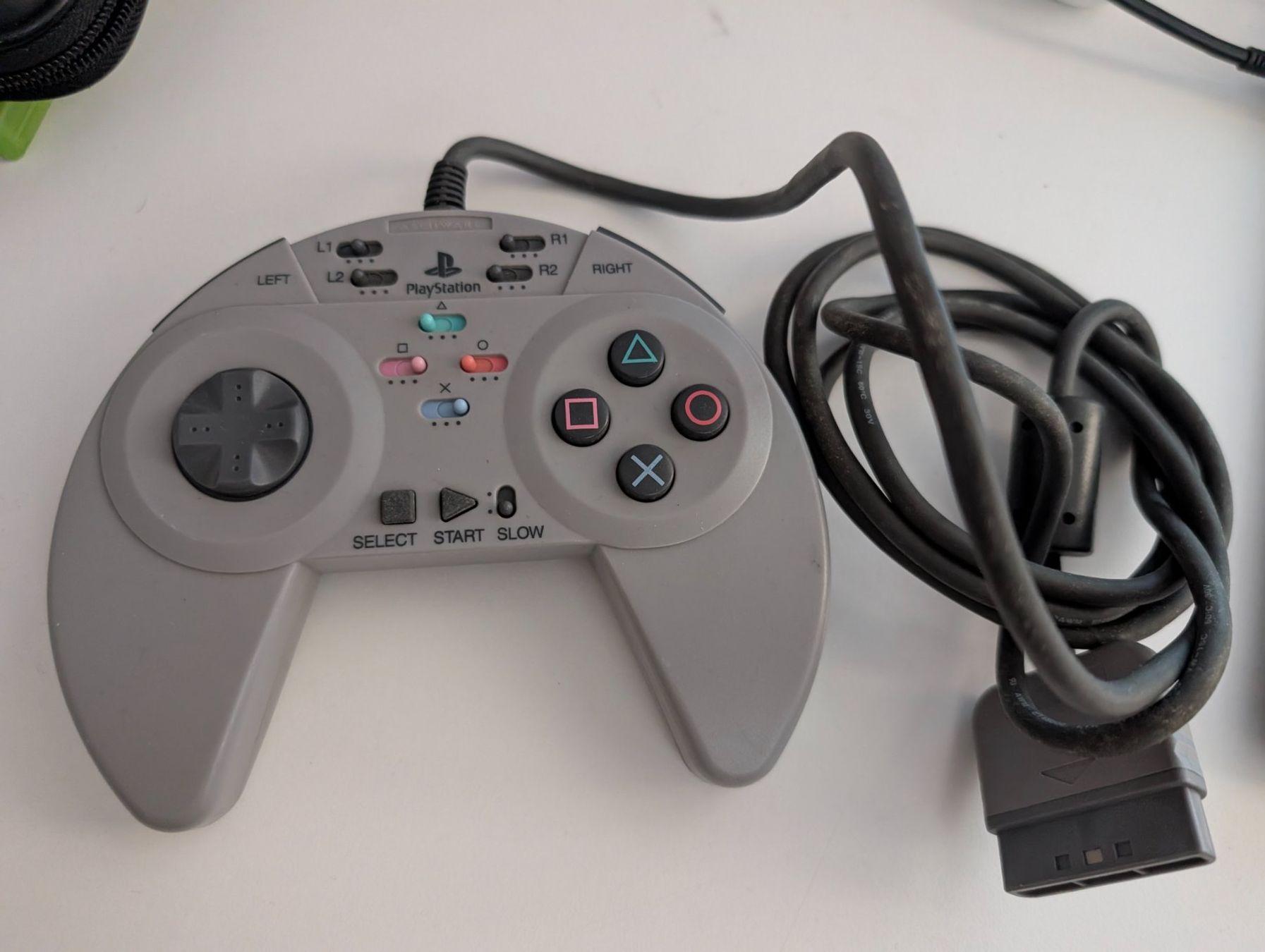 Sony Controller: ASCII  Playstation 1 Controller PS1 – Usato da Hünenberg See venduto da SpecialEditionGaming