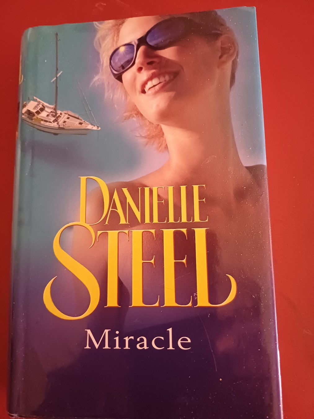 Bücher: Miracle – Gebraucht aus Porrentruy von Piquetix