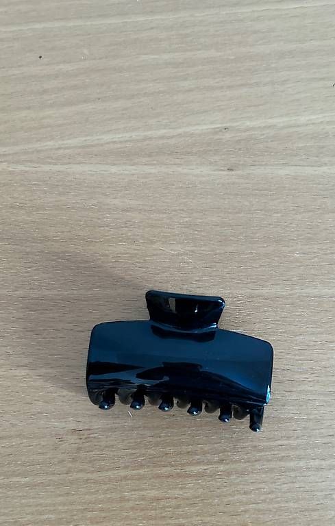 Accessori per capelli: Haarspange – Usato da Vaduz venduto da alina_hasler