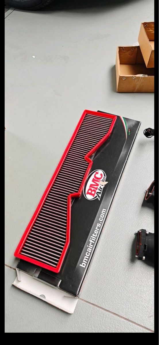 Tutti pezzi di ricambio auto: Audi RS6/RS7 C8 Ansaugsystem Power Division Performance – Usato da Frenkendorf venduto da Witwicky 5