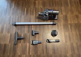 Dyson DC45 Akkusauger mit Zubehör-wenig benutzt!!