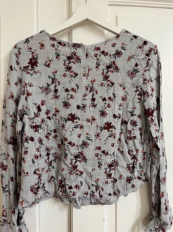 Camicette: Cropped Bluse – Usato da Bern venduto da tan_2rrh 3