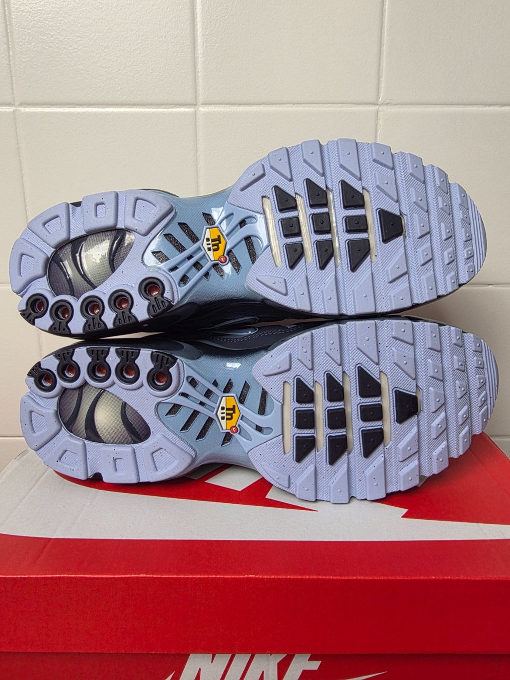Nike Scarpe da uomo: Nike Air Max Plus TN – Nuovo e nell'imballaggio originale da Fleurier venduto da dav_xx8y 5