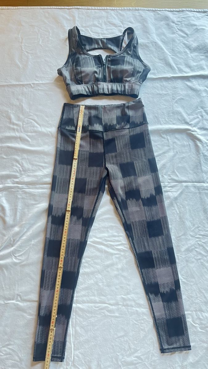 Shein Leggings: Yoga Set Shein S/36 – Nuovo (secondo la descrizione) da Davos Platz venduto da Infinity795