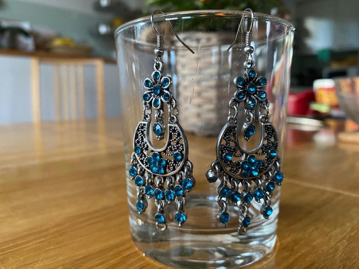 Orecchini pendenti & Orecchini a lobo: Sparkling blue earrings  – Usato da Gurmels venduto da ste_8qb5