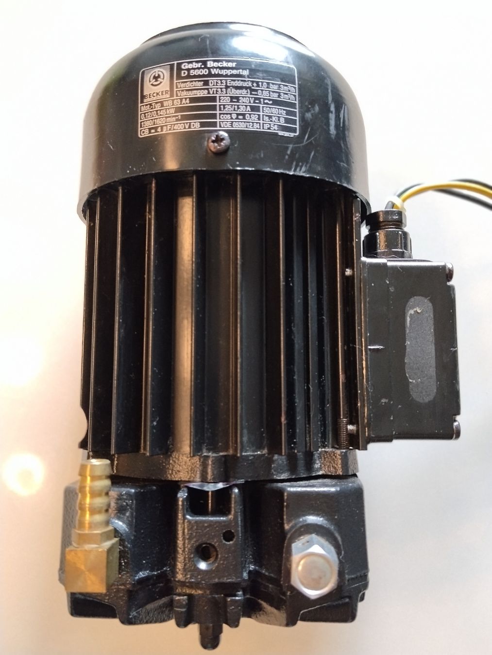 Compressori: Vakuumpumpe / Verdichter Becker VT 3.3 – Usato da Brügg BE venduto da obm_fs8d 7