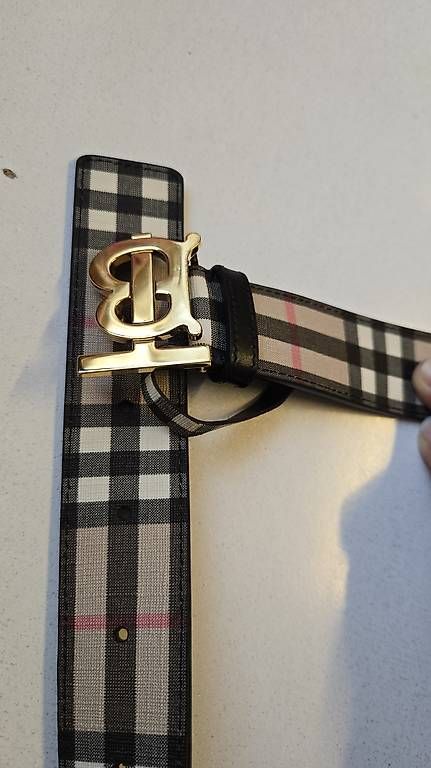 Burberry Cinture: Burberry-Gürtel wie neu – Nuovo (secondo la descrizione) da Baden venduto da knc00 4