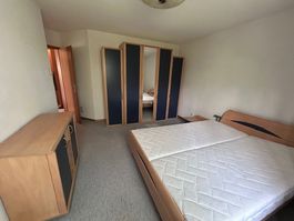 komplettes Schlafzimmer / Set Bett, Schränke, Kommode