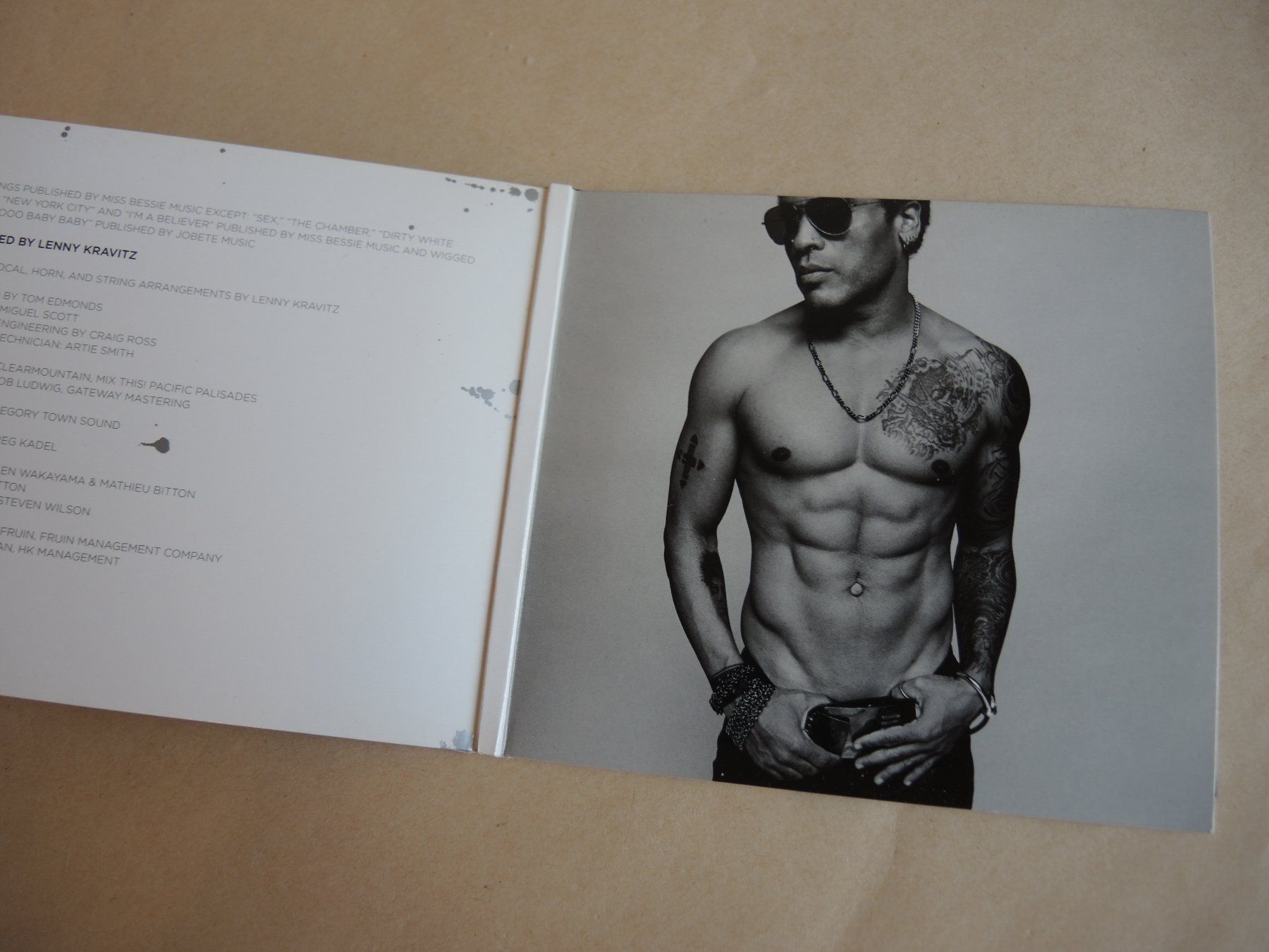 CD: Lenny Kravitz " Strut " CD Album mit Poster – Usato da Rorschach venduto da maeck8 1