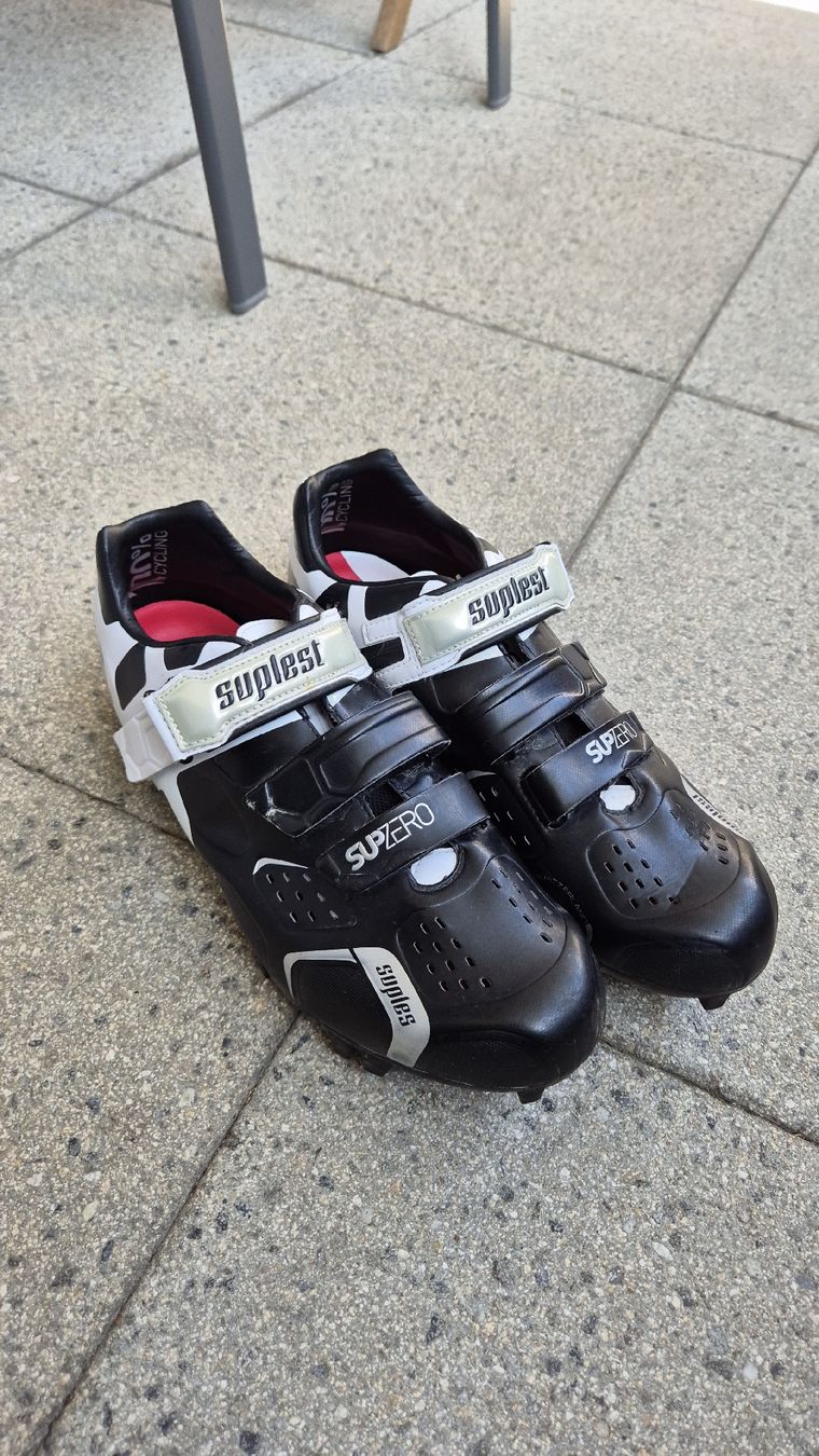 Suplest Herrenschuhe: Chaussures VTT Suplest Supzero – taille 44 – Gebraucht aus Apples von fol_z6fv