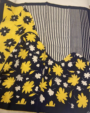 Seiden Foulard 🌸