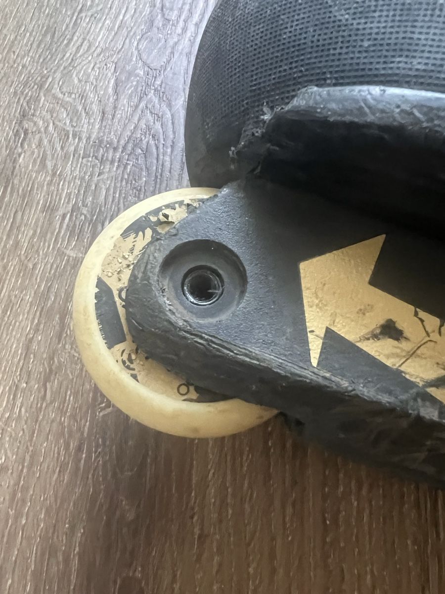 Oxelo Inline-Skating & Rollschuhe: Roller freestyle Oxelo taille 40 – Gebraucht aus Neuchâtel von maaamen 2