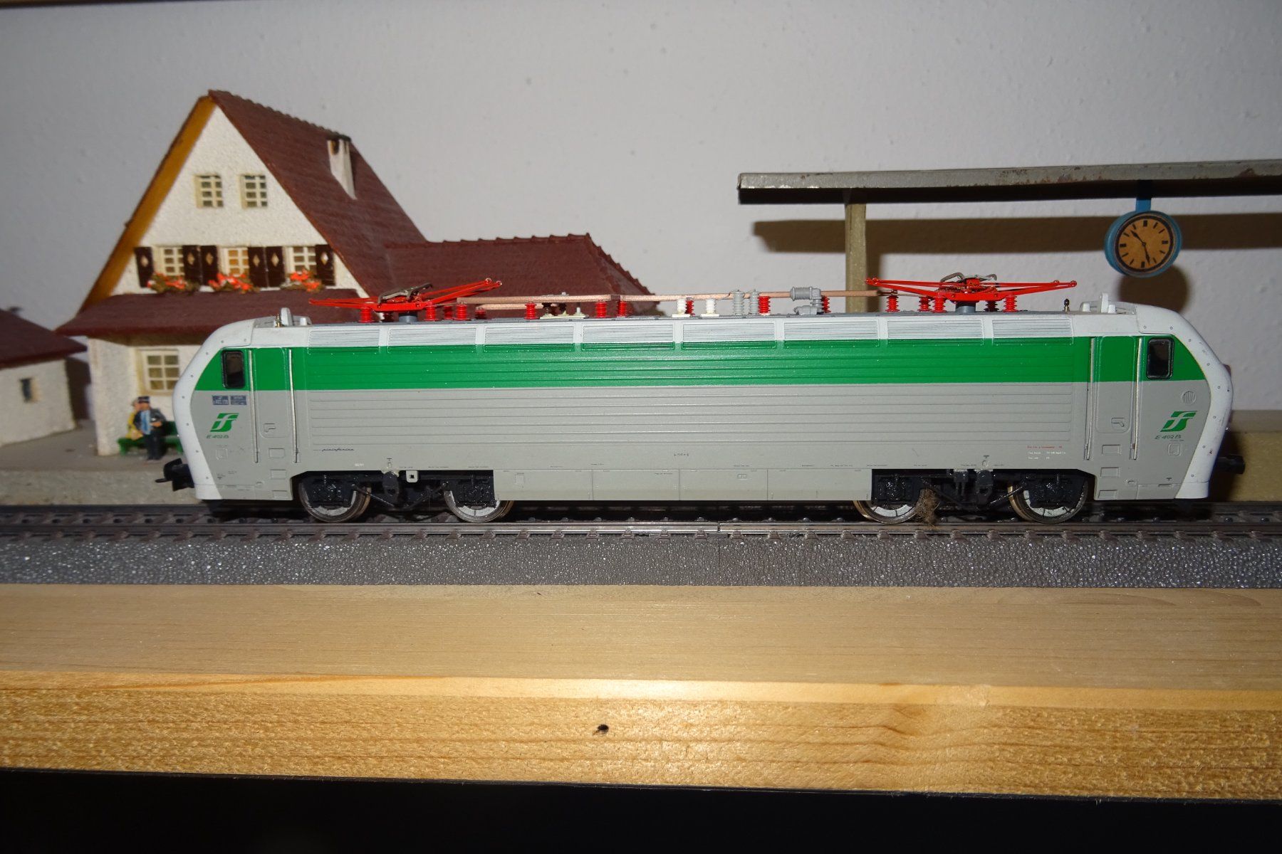 Rivarossi Modelleisenbahnen: Rivarossi E 402 120 FS/1414 – Gebraucht aus Bigorio von hp_41 1