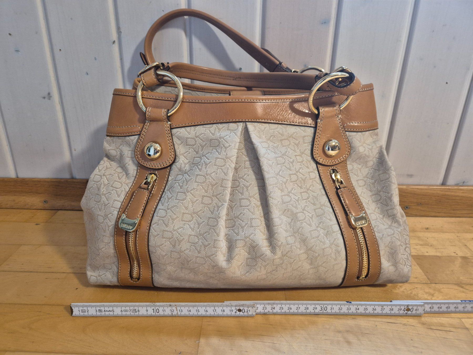 DKNY Borse da donna: DKNY Tasche (Handtasche) – Usato da Oberrohrdorf venduto da ma-vie
