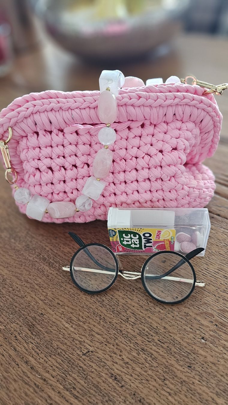 Borse & Zaini: Rosa Clutch Handttasche trendy – Nuovo e nell'imballaggio originale da Fehraltorf venduto da lisam16 4