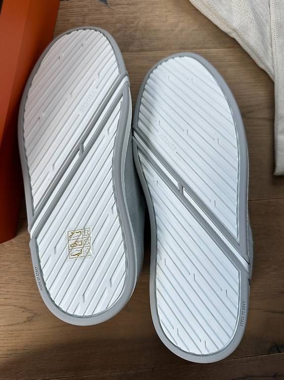 Hermès Scarpe da uomo: NEW Hermès Herren Sneaker, Bleu Glacier, Gr. 43 – Nuovo (secondo la descrizione) da Zunzgen venduto da Vicehead77 2
