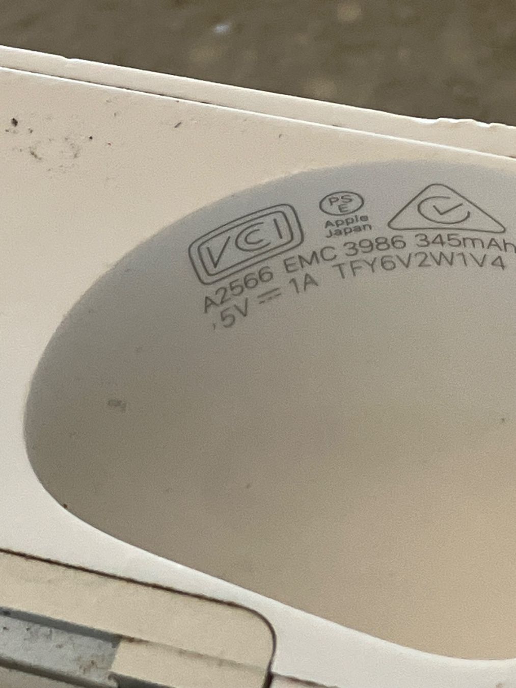 Apple Kopfhörer: Apple AirPods 3 Case – Gebraucht aus Lausanne von mr.v 4