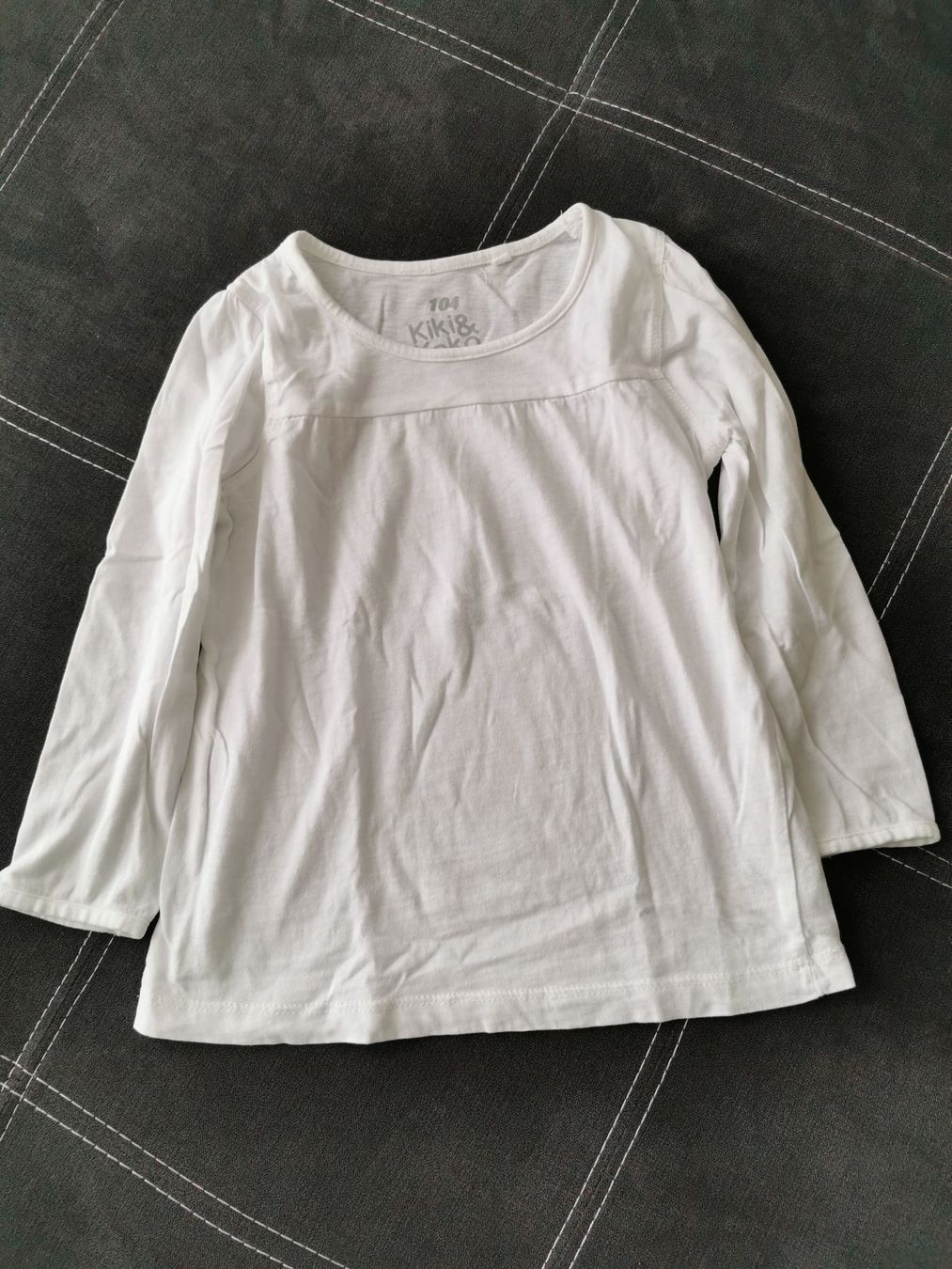 Lotti & Set di vestiti: Schöns Mädchenset Gr 104 – Usato da Zollikofen venduto da samantha308 1