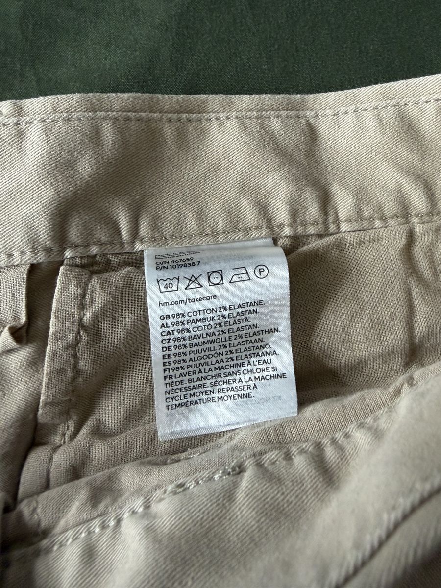 H&M Pantaloni: Pantalon beige 36/32 – Usato da Fribourg venduto da jer_p6kc 6
