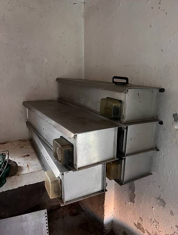Tutti gli attrezzi: Alimentatori automatici per pesci a nastro  – Usato da Ligornetto venduto da DaniCeller 1