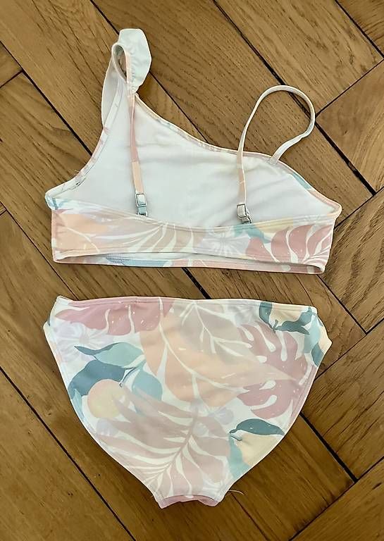 Badekleider & Bikinis: Bikini 146/152 – Gebraucht aus Zürich von apfel018 1