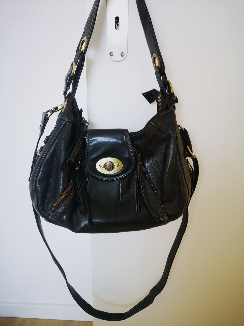 Borse da donna: Echtleder Tasche / Handtasche Dunkelblau – Usato da Oberengstringen venduto da dor_f5l6