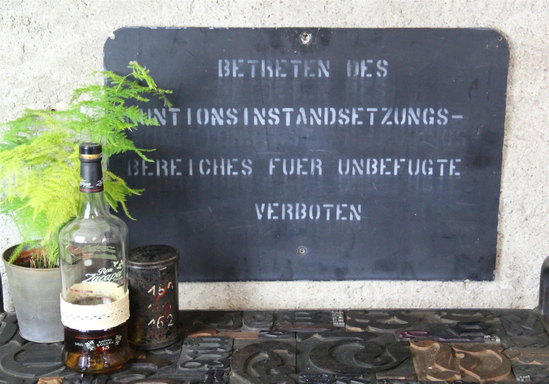 Insegne: Blechschild "Munitioninstandsetzung" – Usato da Birrwil venduto da brandschatz_birrwil