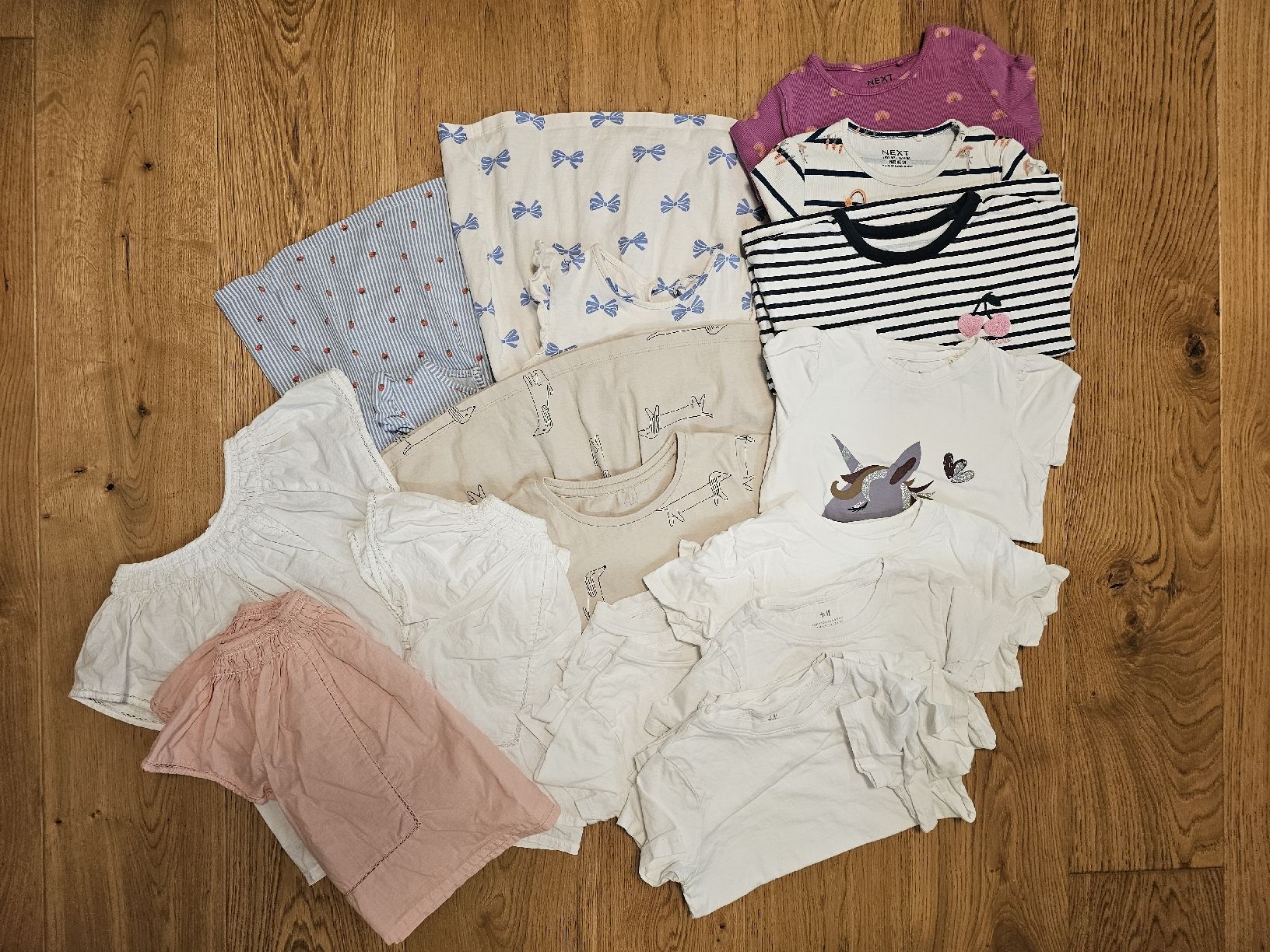 Lotti & Set di vestiti: Kleiderpaket  – Usato da Basel venduto da vel_w2tr
