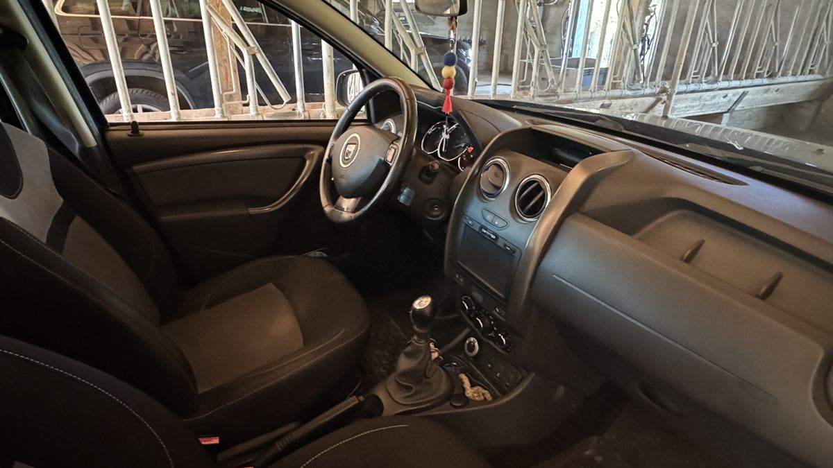 Automobili: Dacia Duster 1.6 4x4 (2016) – Usato da Les Pontins venduto da Casubob42 2