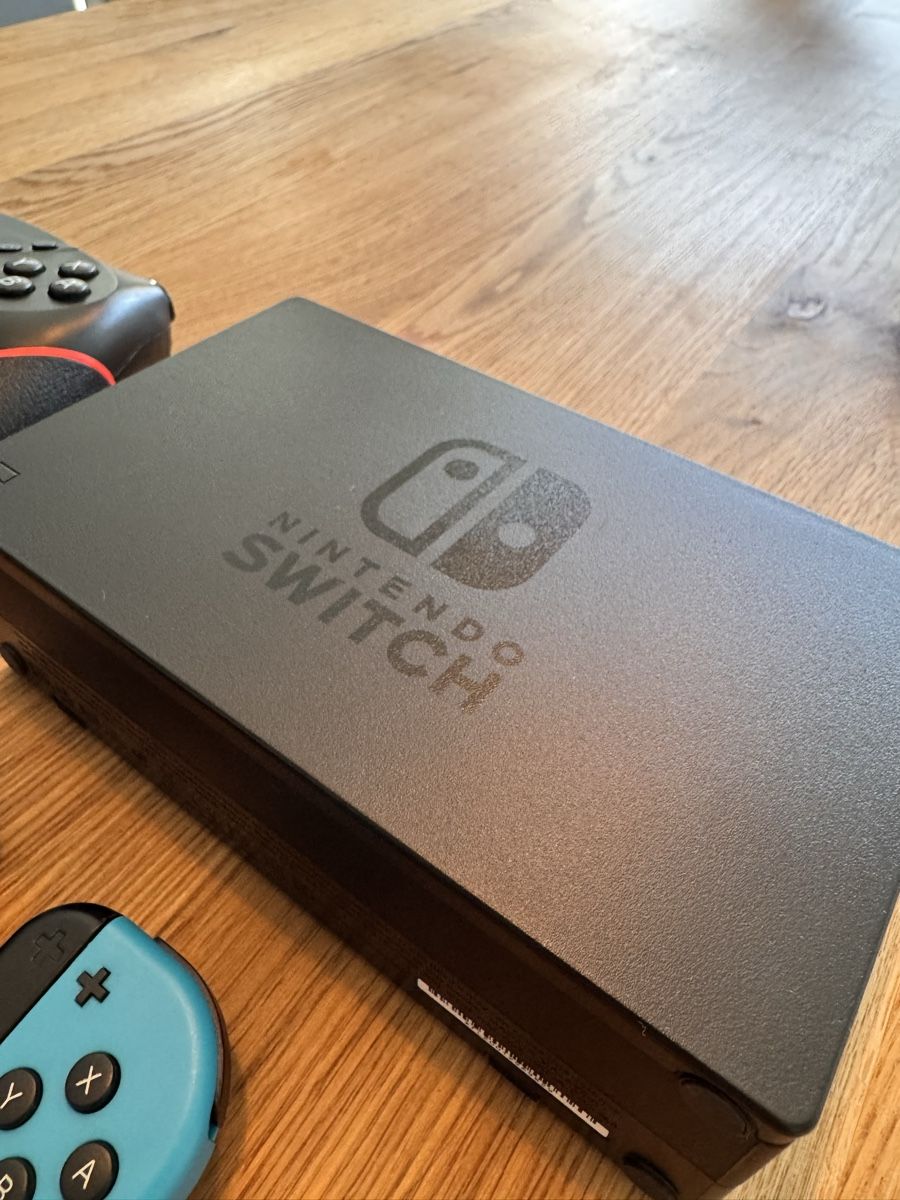 Nintendo Console: Nintendo Switch inkl. Zubehör – Usato da Neuenhof venduto da mic_lj2z 8