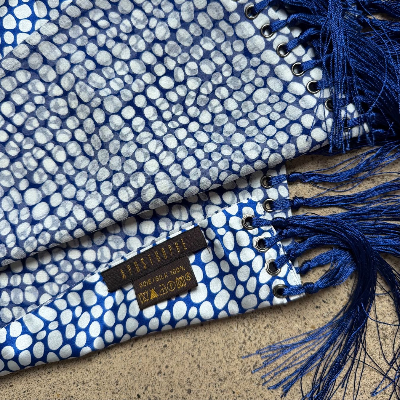 Foulard & Sciarpe: APOSTROPHE Schal | 100% Seide 💙 – Usato da Zürich venduto da ClosetQueen 8