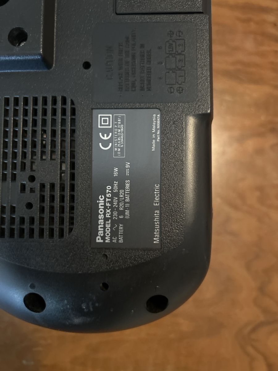 Panasonic Radios: Panasonic RX-FT570 Radio Cassette – Défectueux à Caslano par iguidice01 3