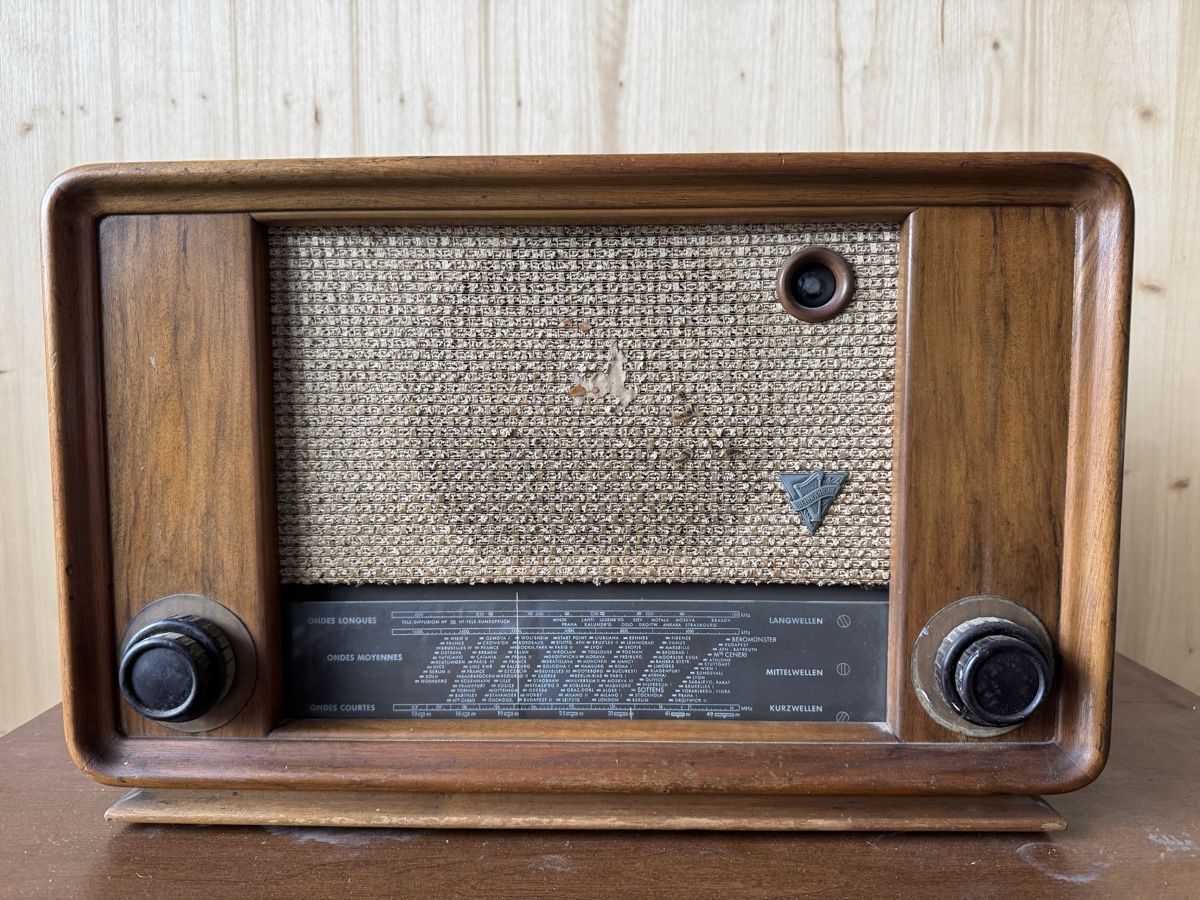 Biennophone Radios: Biennophone Radio – Gebraucht aus Reigoldswil von pet_dj8f