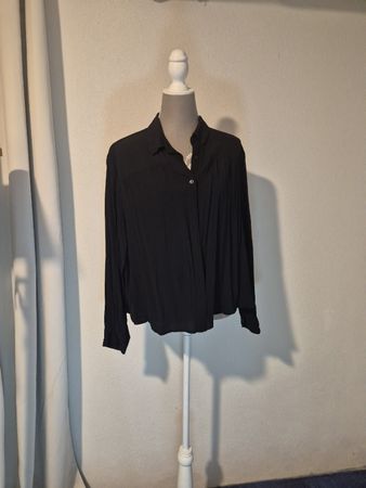 Damen Bluse C&A schwarz Viskose Grösse 46 guter Zustand
