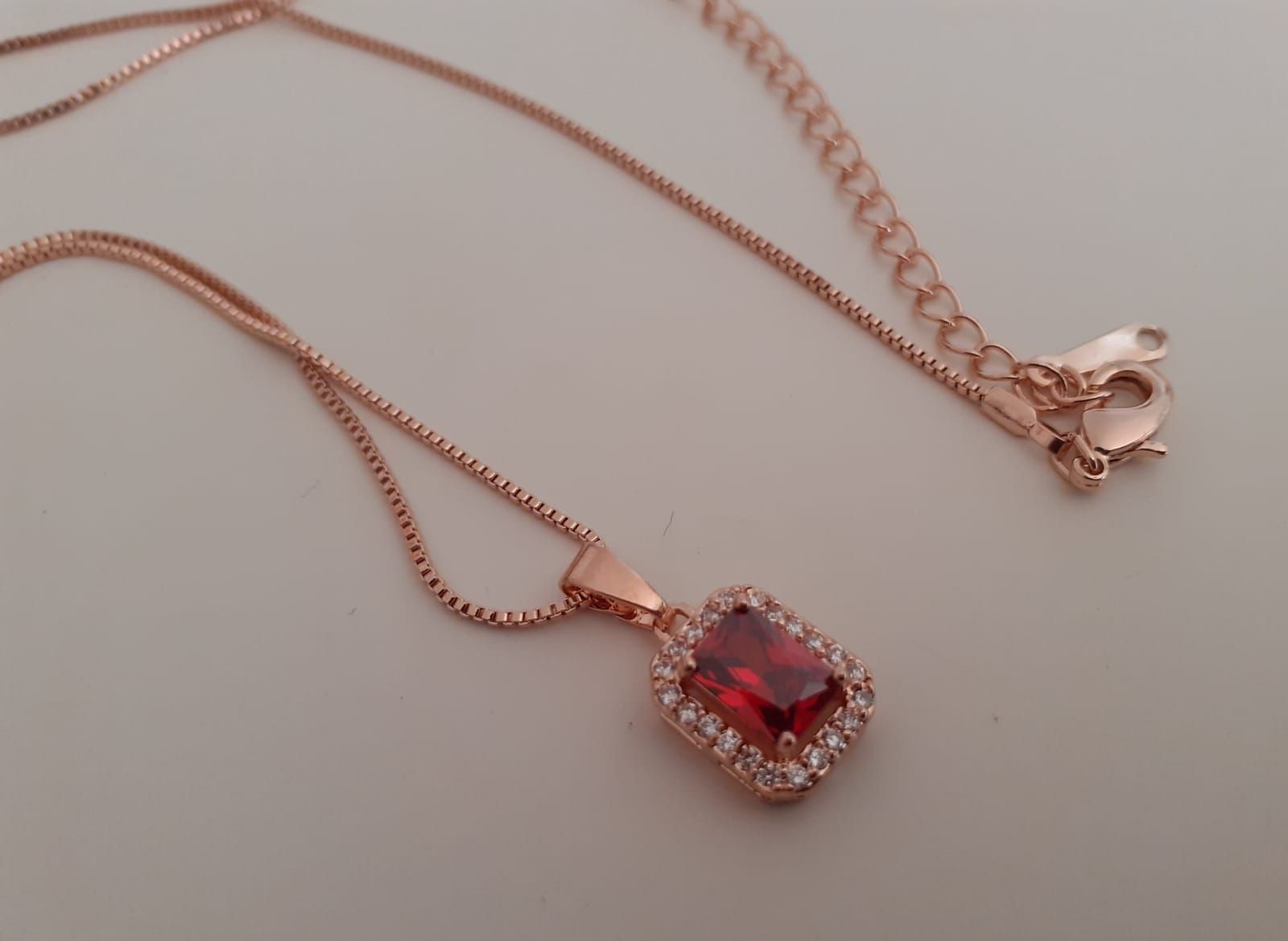 Catenine: Damen Halskette – Nuovo e nell'imballaggio originale da Stansstad venduto da kam_5wgj